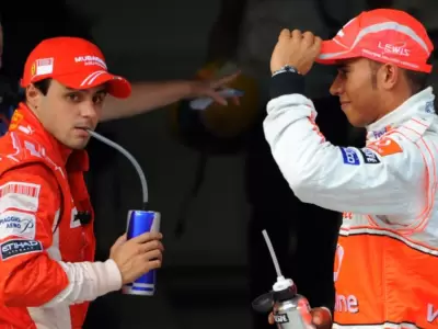 Felipe Massa reclama la corona que perdi� con Lewis Hamilton en 2008.