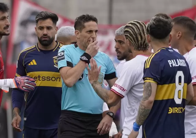 Nicol�s Lamolina tuvo un mal partido y fue frizado.