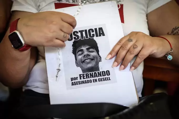 Netflix anunci� el estreno de "50 segundos", una serie documental que revive el asesinato del joven en Villa Gesell.