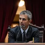 La Libertad Avanza y PRO cierran interbloque y el oficialismo logra primera minor�a en Diputados