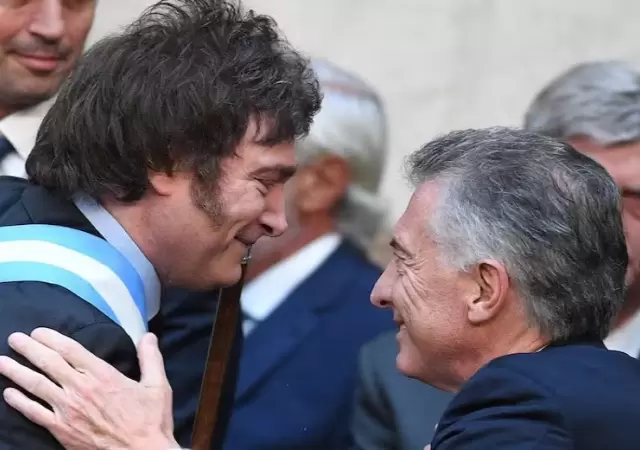 La cita llega tan s�lo a cinco d�as despu�s de la victoria contundente de La Libertad Avanza en las elecciones legislativas.