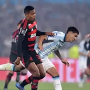 Racing  y Flamengo igualaron en Avellaneda y los brasile�os est�n en la final