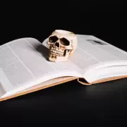 Tres novelas de terror que renuevan el miedo en Halloween: trauma, crítica social y horror