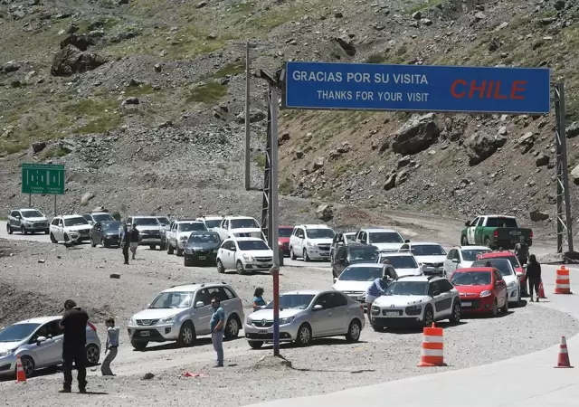Reabre el Paso Internacional Cristo Redentor