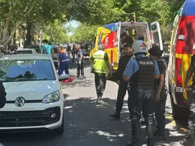 Accidente de tr�nsito en el parque San Mart�n/ Fuente: X
