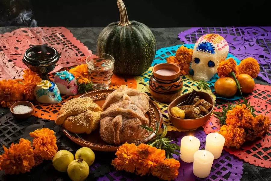 Ofrendas t�picas por el D�a de los Muertos.
