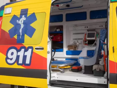 Una ambulancia del SEC involucrada en el tr�gico accidente que le cost� la vida a un ciclista en San Mart�n.