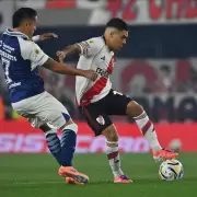 River no levanta cabeza: Insfr�n le ataj� un penal a Borja y Gimnasia se llev� un triunfazo del Monumental