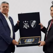 El d�a uno: Stefano Di Carlo asumi� en River (con incertidumbre por Gallardo)
