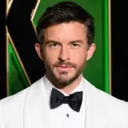 Jonathan Bailey: c�mo la fama y el activismo lo coronaron como el hombre m�s sexy del mundo