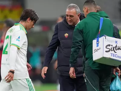 Paulo Dybala se desgarr� y estar� casi un mes afuera de las canchas.