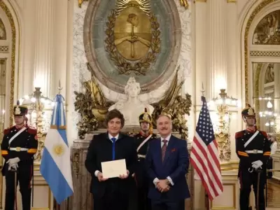 Milei con el nuevo embajador Lamelas