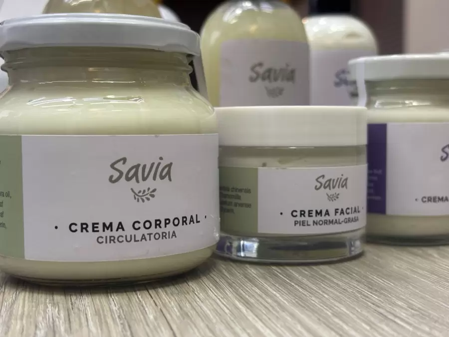Crema corporal: nutre, relaja y refresca la piel con ingredientes org�nicos.