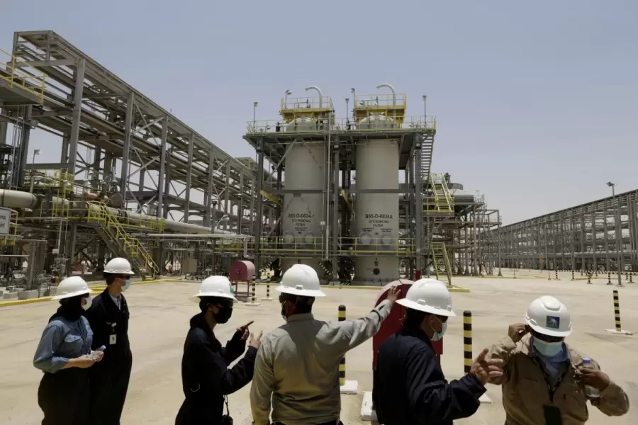 La b�squeda incluye profesionales para �reas de refiner�as, productos qu�micos y el sector de Gas Natural Licuado (GNL).