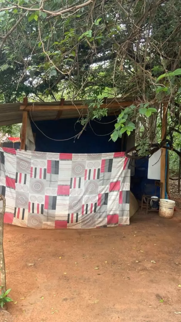 La mujer en cuesti�n, seg�n indicios recogidos por medios paraguayos y argentinos, viv�a en condiciones precarias.