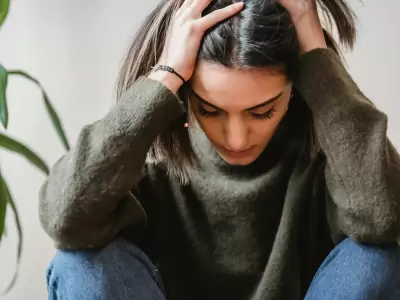 Detr�s de cada dolor de cabeza intenso, puede esconderse un h�bito alimenticio cotidiano.