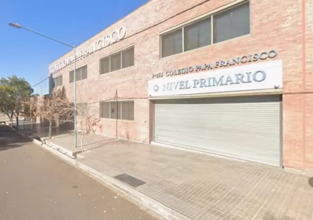Temor y evacuacin en la escuela Papa Francisco tras una amenaza de bomba.