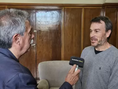 El diputado Nieri (UCR) puso fecha de cierre para las reformas laboral e impositiva.