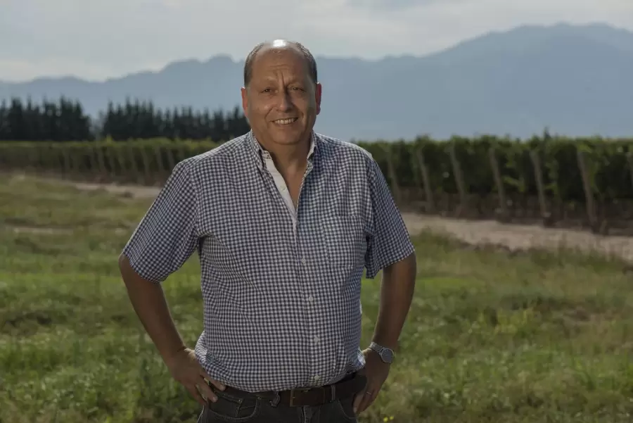 Roberto González