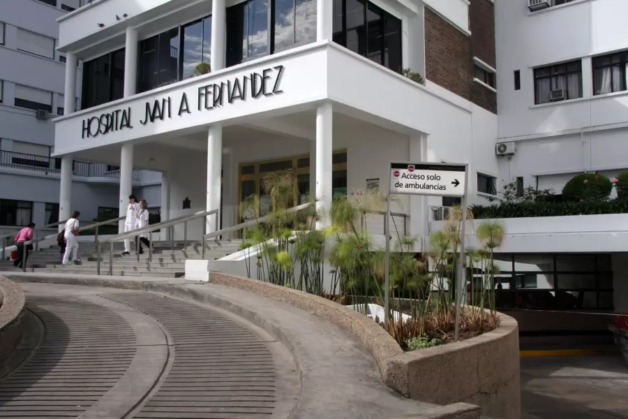 Nestor Raimondi, m�dico argentino, es el jefe del �rea de Terapia Intensiva del Hospital Fern�ndez, donde se especializ�.