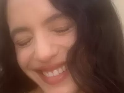 Rosal�a dispar� contra su ex, Raw Alejandro, en su �ltimo disco LUX