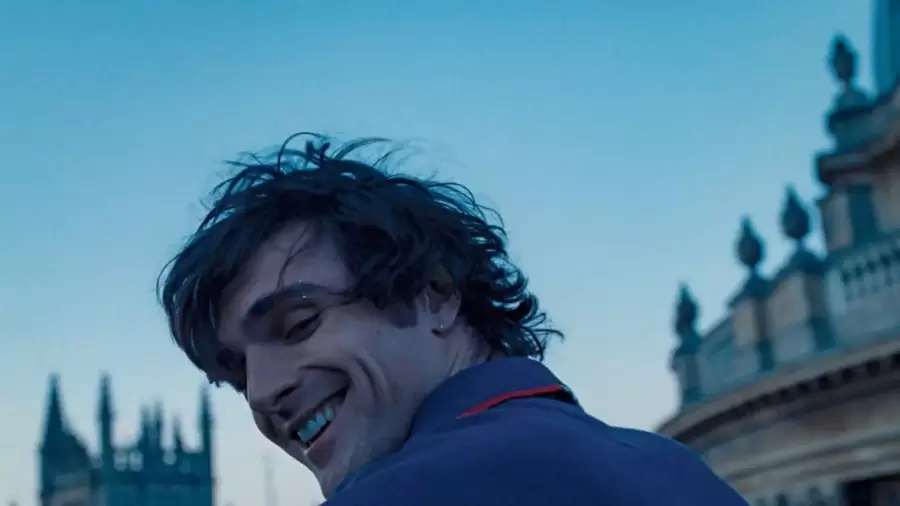 Jacob Elordi promete levantar temperatura en una adaptación de Cumbres Borrascosas, junto a Margot Robbie