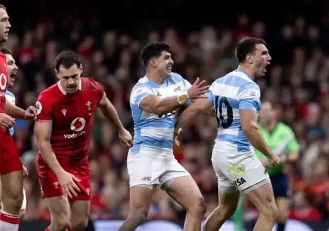 Ger�nimo Prisciantelli y Sim�n Ben�tez Cruz en el partidazo de Los Pumas