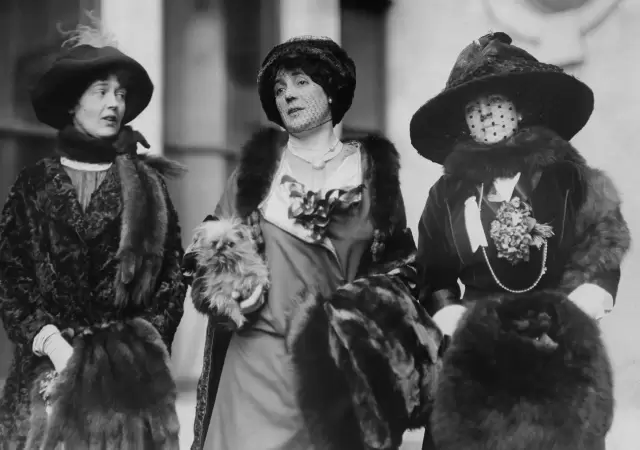 La historia detr�s de la familia Guinness es mucho m�s pertubadora de lo que muestra la serie de Netflix.