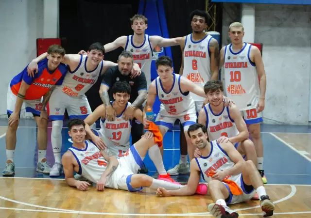 Rivadavia cant� victoria en la Liga Argentina.