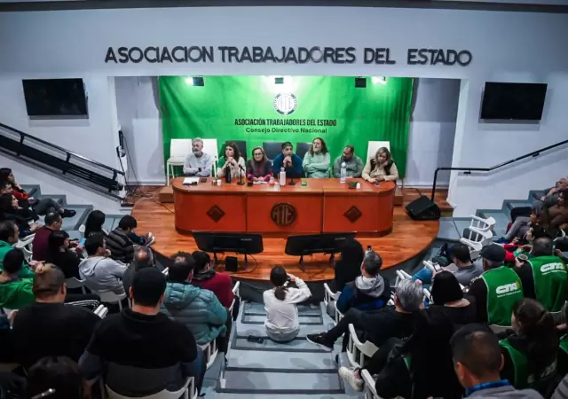 ATE denuncia que el proyecto de reforma laboral que prepara el Gobierno nacional apunta a una flexibilizaci�n general de derechos adquiridos.