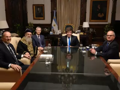 Mensaje a la comunidad jud�a: el Gran Rabino de Israel y el Embajador se reunieron con Javier Milei
