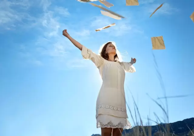 Quiz� esta fiebre por dejar ir nos est� volviendo incapaces de sostener nada, ni siquiera el dolor que nos ayuda a crecer.