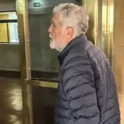 Se entreg� Julio De Vido en Comodoro Py para cumplir la condena por la Tragedia de Once