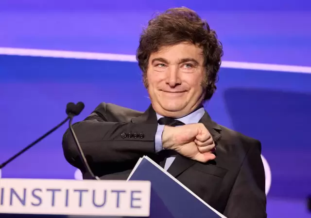 Javier Milei como en su casa