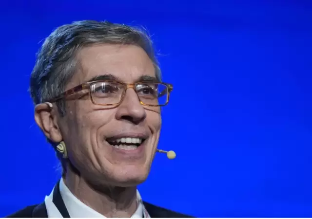 Etchebarne defiende el acuerdo bilateral con Estados Unidos como una oportunidad para modernizar la industria nacional.