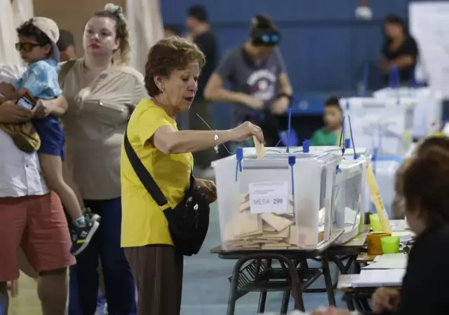 La presidenta del Servel entreg detalles sobre el cronograma de la noche.