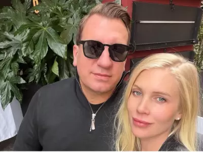 La pareja se conoci en Miln y lleva aproximadamente diez aos juntos.