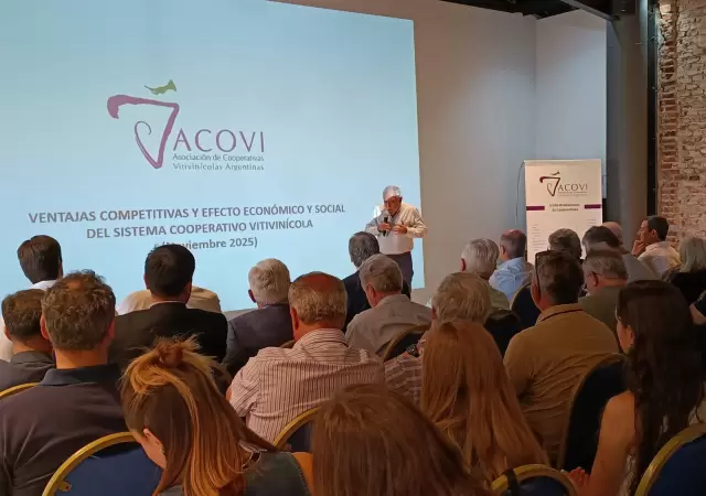 El impacto de las cooperativas vitivincolas volvi a estar en debate durante un cnclave en FECOVITA.