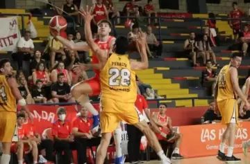 Huracn Las Heras y una victoria clave.