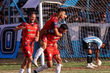 Fadep dio el golpe en San Jos ante Atltico Argentino