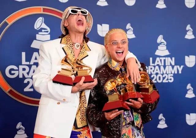 Ca7riel y Paco Amoroso.