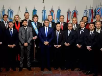 Javier Milei junto a gobernadores.