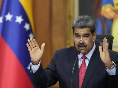 Maduro profesa un discurso m�s pac�fico e insiste que su pa�s busca curar el c�ncer y no crear bombas at�micas.