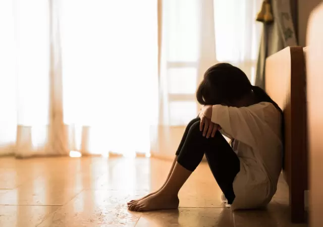 Asegurar que nadie con antecedentes de abuso sexual pueda trabajar en el mismo espacio f�sico que los chicos.