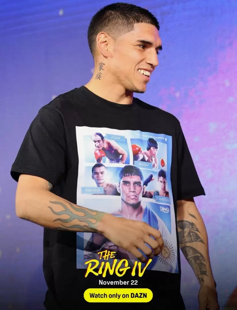 El Puma Mart�nez y su singular remera