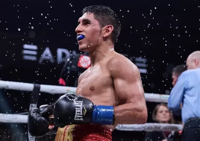 El Puma en acci�n. El s�bado quiere hacer historia para el boxeo argentino