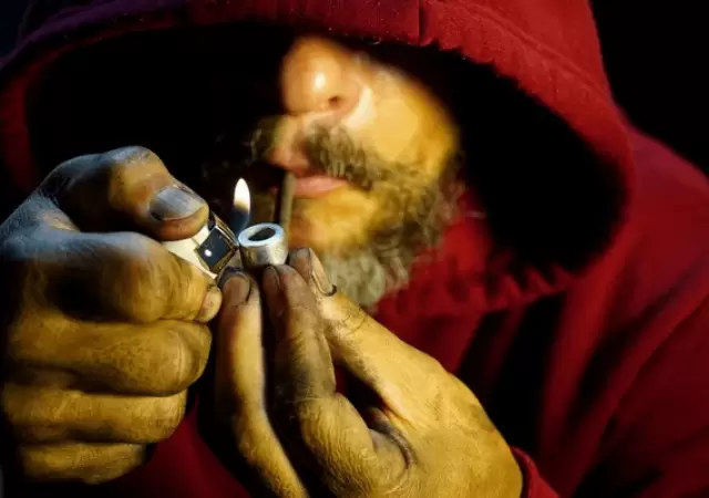 Crack en la calle: por qu� se dispara el consumo y qu� efectos genera.
