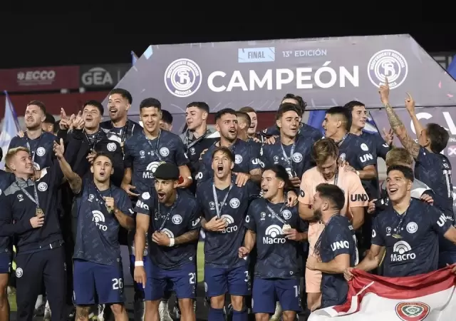 Independiente Rivadavia suma caras nuevas.