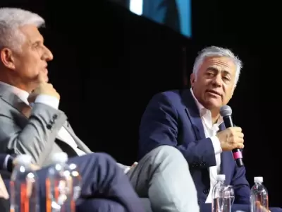 Cornejo junto a Poggi en el encuentro