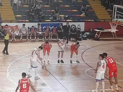 Lindo partido entre Hurac�n y Rivadavia.